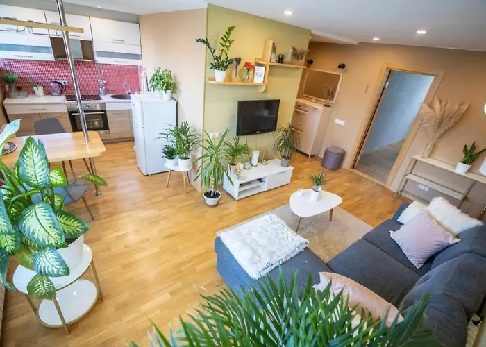 Beautiful & Spacious Apartment In Valmiera